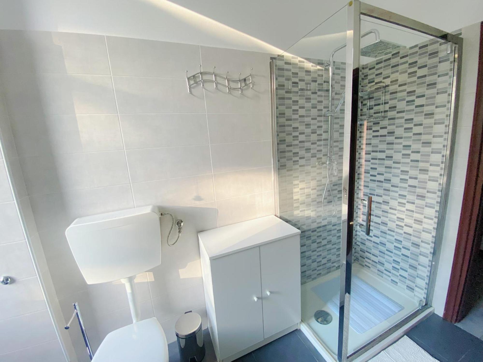 Gris Apartment: Venice Apartment *